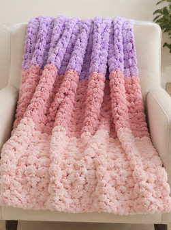 🌸Blush Dreams Handmade Chunky Knit Blankets